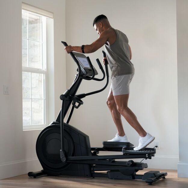 NordicTrack AirGlide 14i elipsinis treniruoklis  7