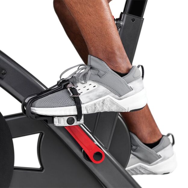 Schwinn IC8 profesionalus namų treniruoklis  17