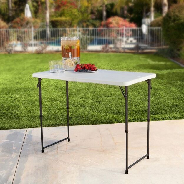 Lifetime 122 cm sulankstomas stalas 4428 4