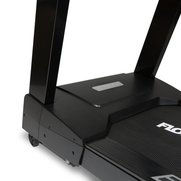 Flow Fitness Perform T3i – galingas 3 AG bėgimo takelis 9