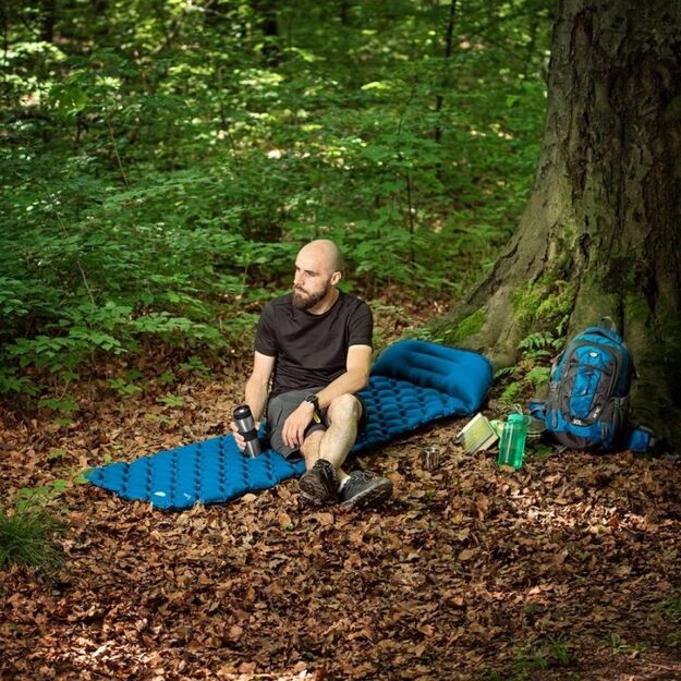 Turistinis kilimėlis su pompa Nils Camp NC4006 2