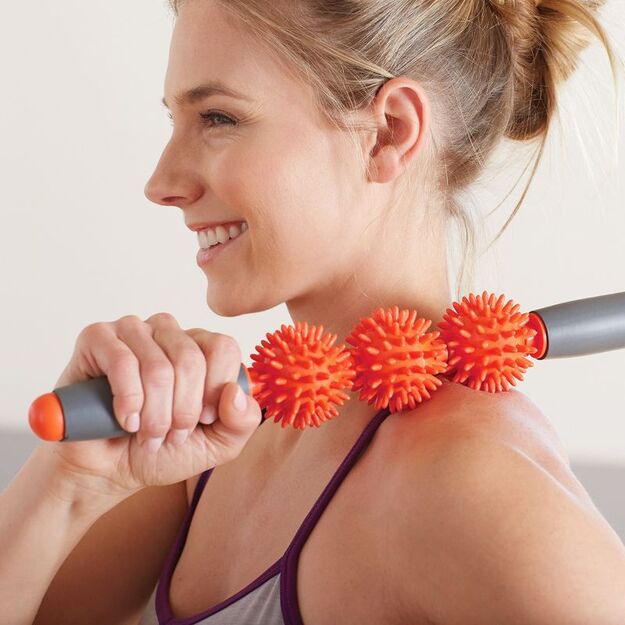 Gaiam masažuoklis su 3 judančiais voleliais 58255 1