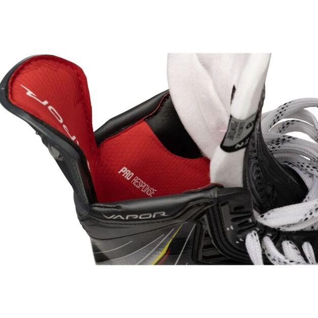 „Bauer FX Vapor Flypro Int“ – vidutinio lygio ledo ritulio pačiūžos 1