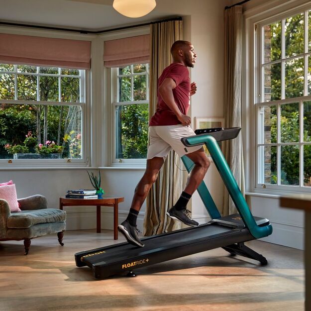 Reebok FR30z Floatride – galingas namų bėgimo takelis 1