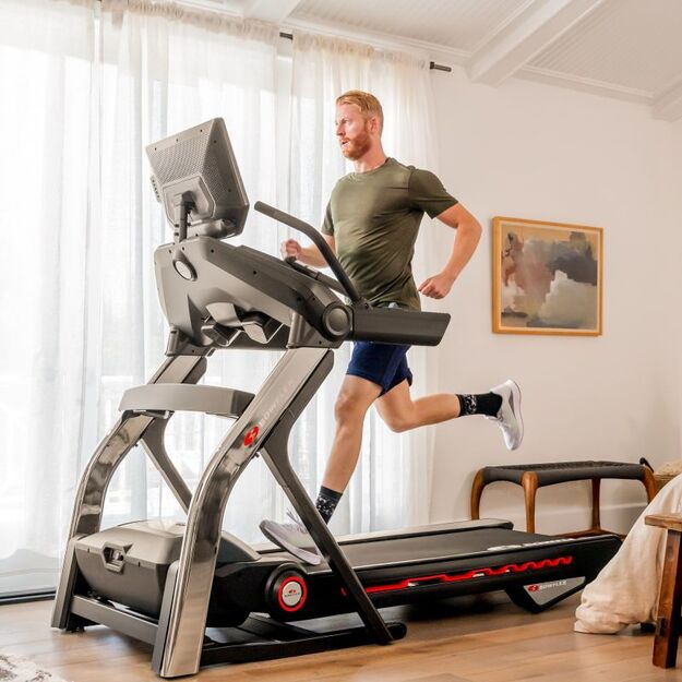 BOWFLEX T56 elektrinis bėgimo takelis 11